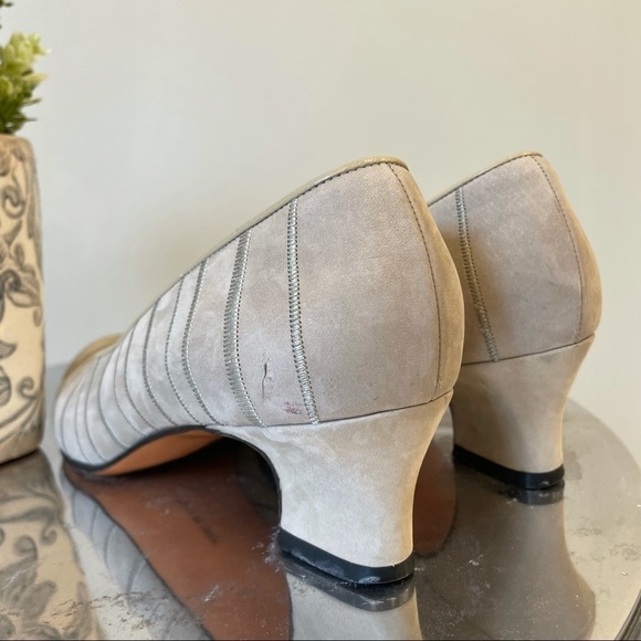 Vintage Salvatore Ferraagamo Suede Heels - Picture 7 of 7